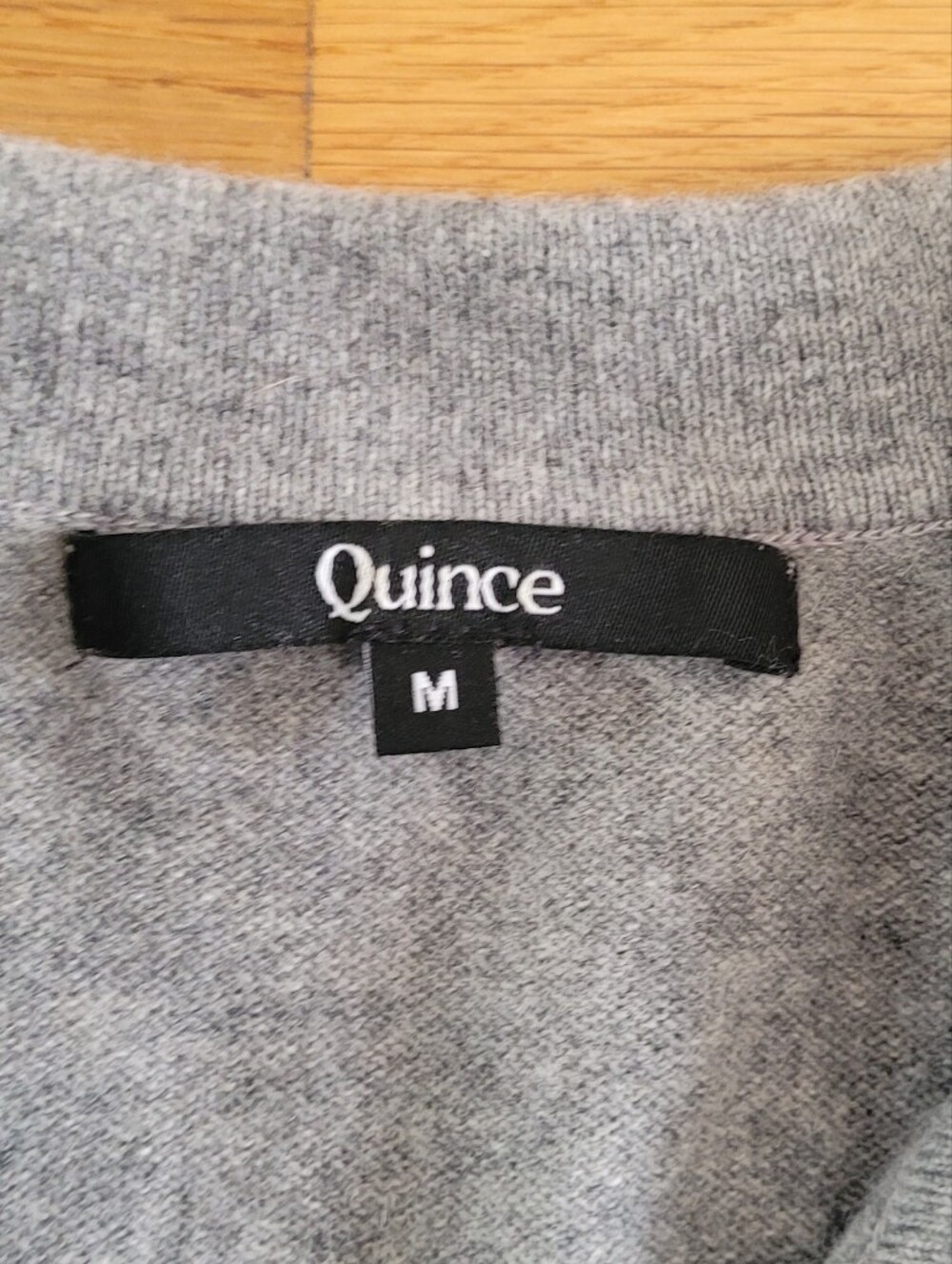 QUINCE CASHMERE POLO SWEATER IN GREY - Picture 6 of 7